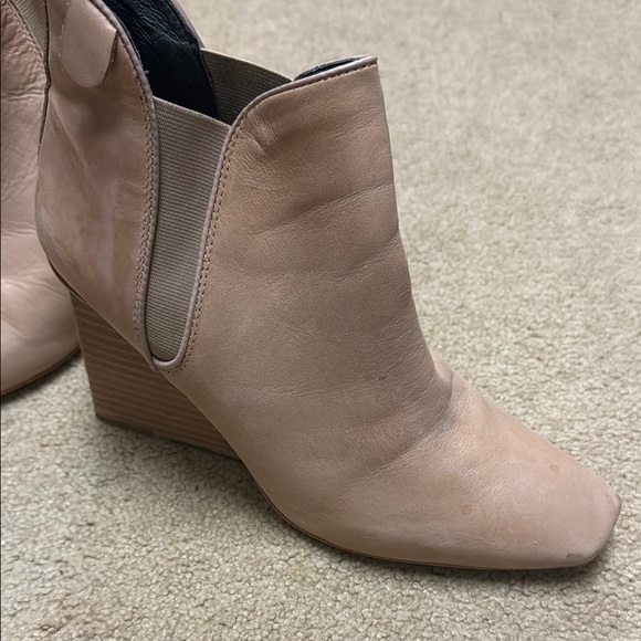 Jeffrey Campbell Tan Ankle Booties Fashionable Shoes - Picture 9 of 10